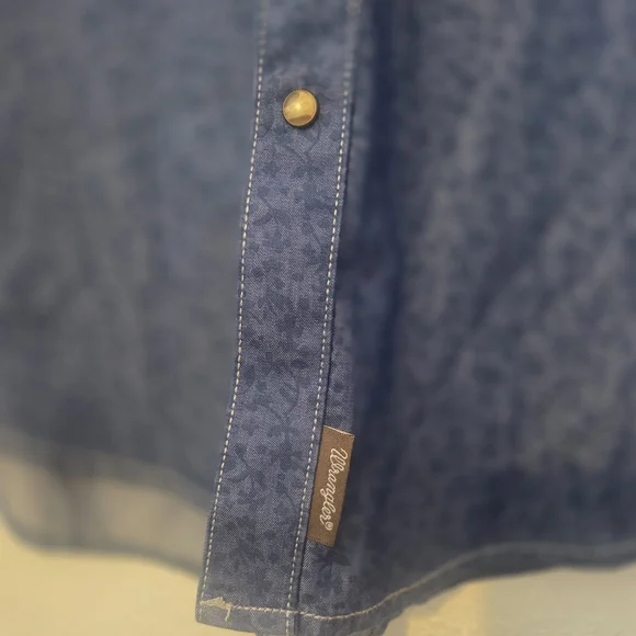Wrangler Men's Blue Denim Shirt - Picture 5 of 7